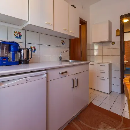Apartment Lumar