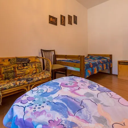 Apartment Lumar
