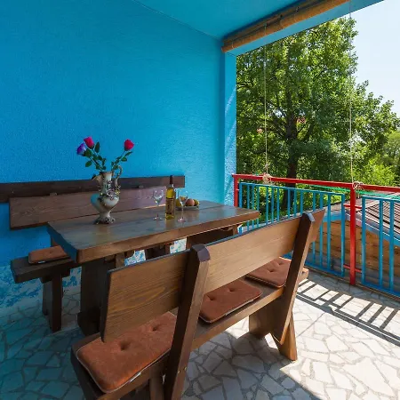 Lumar Apartment